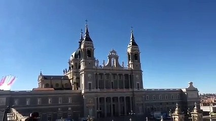 Error en la bandera de la Patrulla Águila en la celebración del Día de la Hispanidad
