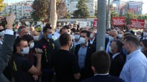Akşener'in grup toplantısını barkovizyondan izlemek isteyen İYİ Partililere polis engeli!