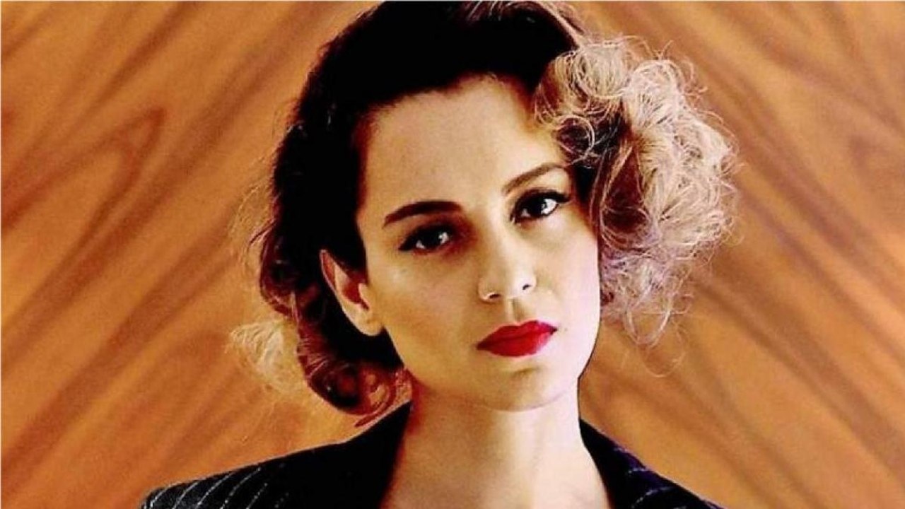 Kangana Ranaut ने Uddhav सरकार को कहा 'गुंडा', बोलीं- बाबर सेना से बदतर सोनिया सेना