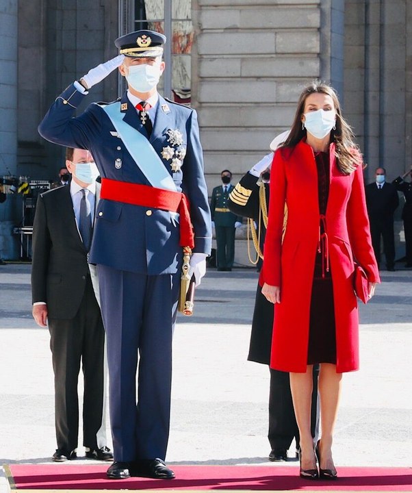 Crónica Rosa: Novedades en el caso Mainat y el estilo de la reina el 12-O