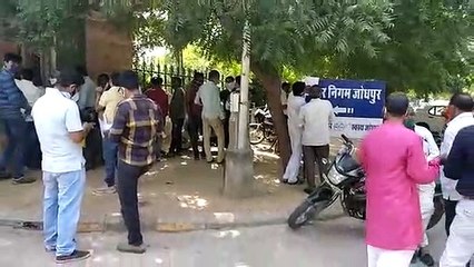 नगर निगम जोधपुर में एनओसी के लिए लगी कतार...