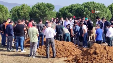 - Kanserden ölen liseli genç son yolculuğuna uğurlandı