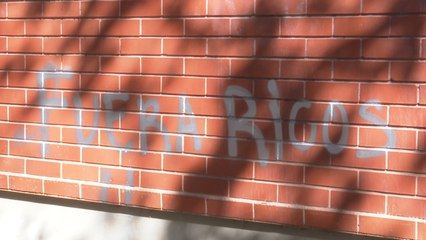 Aparecen pintadas en el Galileo Galilei: "No pagaremos vuestra fiesta"