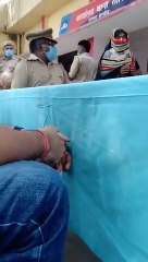 छिबरामऊ एसडीएम ने महिला फरियादी से की अभद्रता