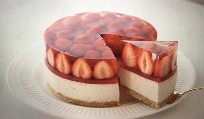 Tarta de queso con fresa: ¡La famosa receta coreana sin horno y sin huevo!