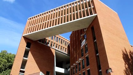 ["Comprendre pour entreprendre", #26] "Immobilier : l’université réaménage son campus" (Joël Echevarria)