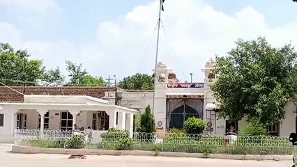 जेल में आठ मोबाइल, 6 सिम, नौ चार्जर व 11 ईयर फोन जब्त