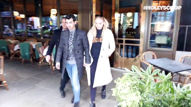 Kylie Jenner BREAKS Internet With New Song & Celebrities REACT!