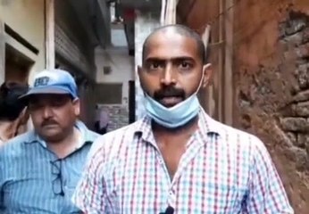 ज़मीन में हुआ 30 फीट गहरा गड्ढा, स्थानीय लोगों में फैली दहशत