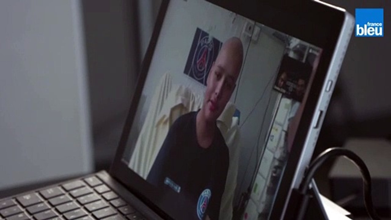 Un enfant hospitalisé à Necker-Enfants malades rencontre deux joueurs du PSG