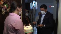 Belediye Başkanı Arı, 18 yaşına giren genç kızın doğum gününü kutladı