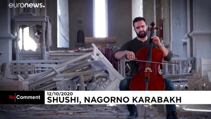 Belga dá concerto em catedral destruída de Nagorno-Karabakh