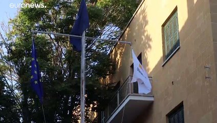 "Золотые паспорта" Кипра: конец эпохи