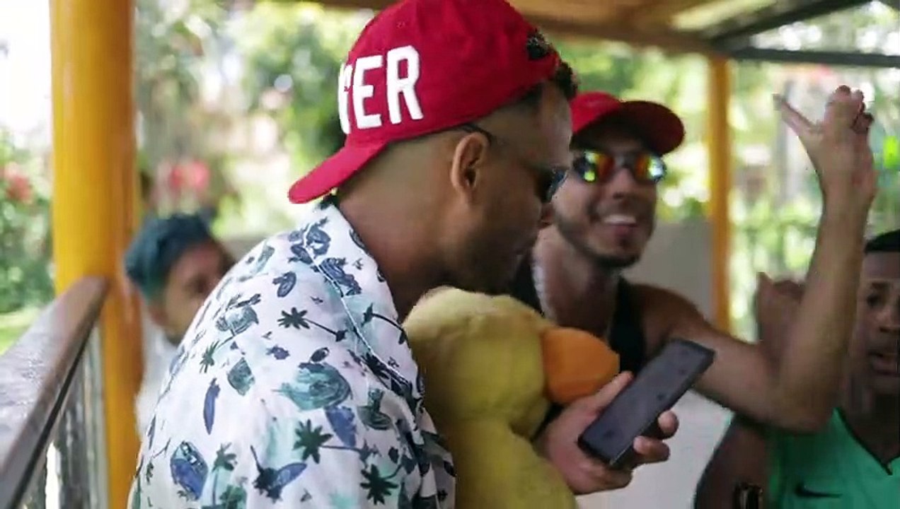 MC BABU E MC BELLY - MALTRATA - CALADINHA 2 - CLIPE OFICIAL