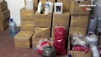 İstanbul'da sahte içki yapımında kullanılan 7 ton alkol ele geçirildi