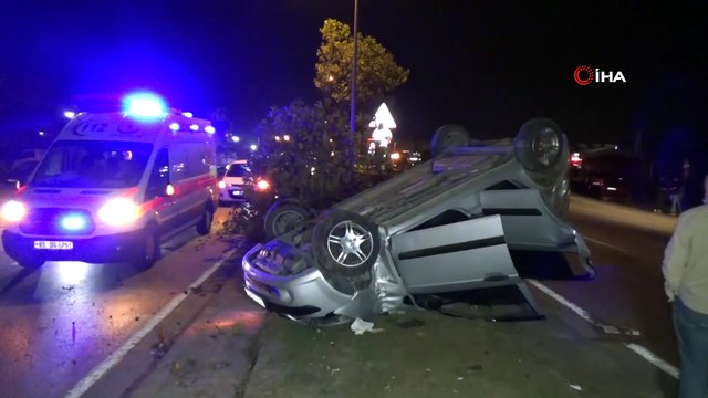 Sürücüsünün direksiyon hakimiyetini kaybettiği otomobil takla attı: 3 yaralı