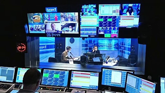 Primes pour les professeurs : ce que propose Blanquer, ce que répondent les syndicats