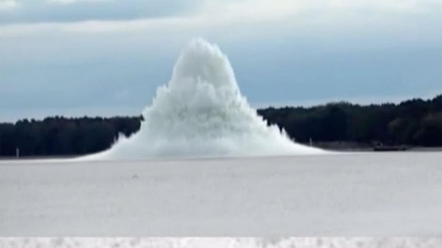 WW2 bomb explodes in Poland during attempt to defuse it