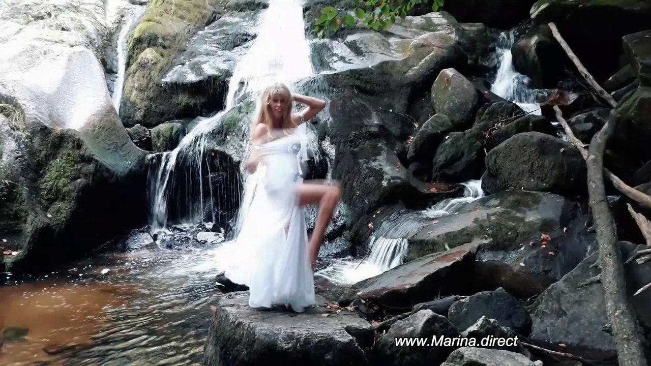 Cascade de la Pisserote - Marina Bellydance