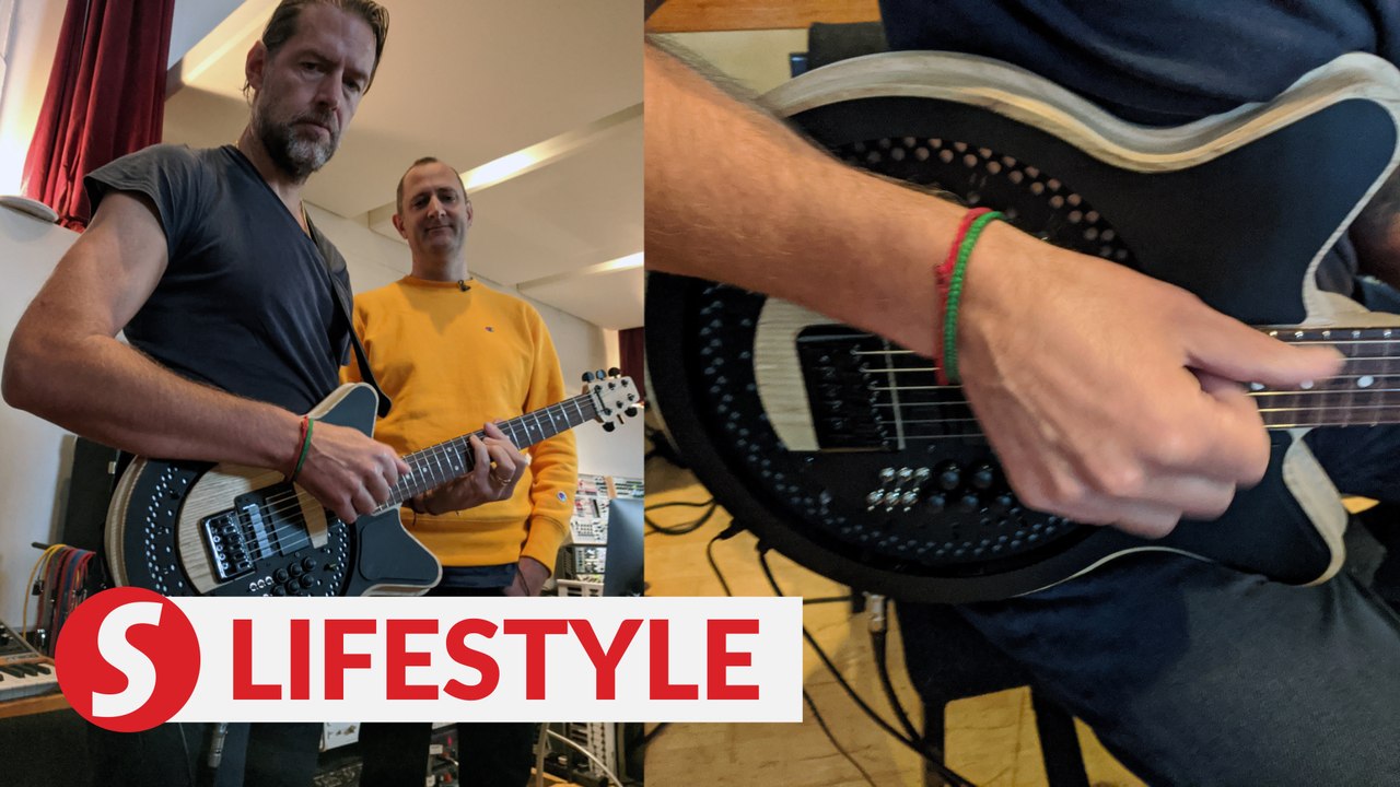 Radiohead guitarist plays radical 'circle' guitar