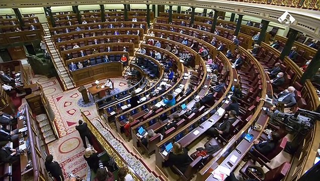 Tremenda bronca en el Congreso con el Gobierno hooligan lanzado contra Cuca Gamarra (PP) y Meritxell Batet desbarrando