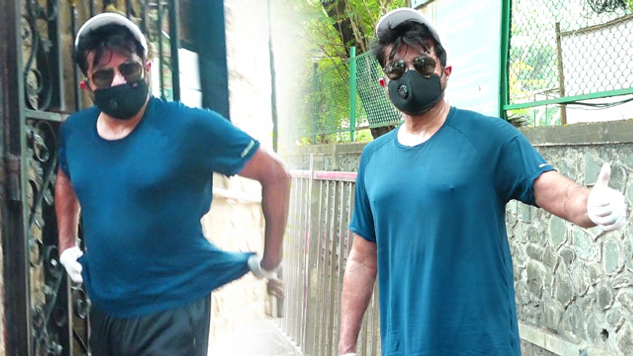 Anil Kapoor Spotted in garden at Juhu | FilmiBeat