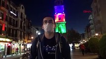 Çanakkalede Saat Kulesi Azerbaycan bayrağı renklerine büründü