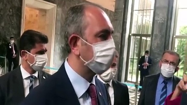 Adalet Bakanı Gül'den ''Işıklar yanıyor'' diyen AYM üyesine sert tepki