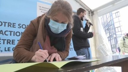 Sindicatos europeos urgen a UE a imponer tasa a las transacciones financieras