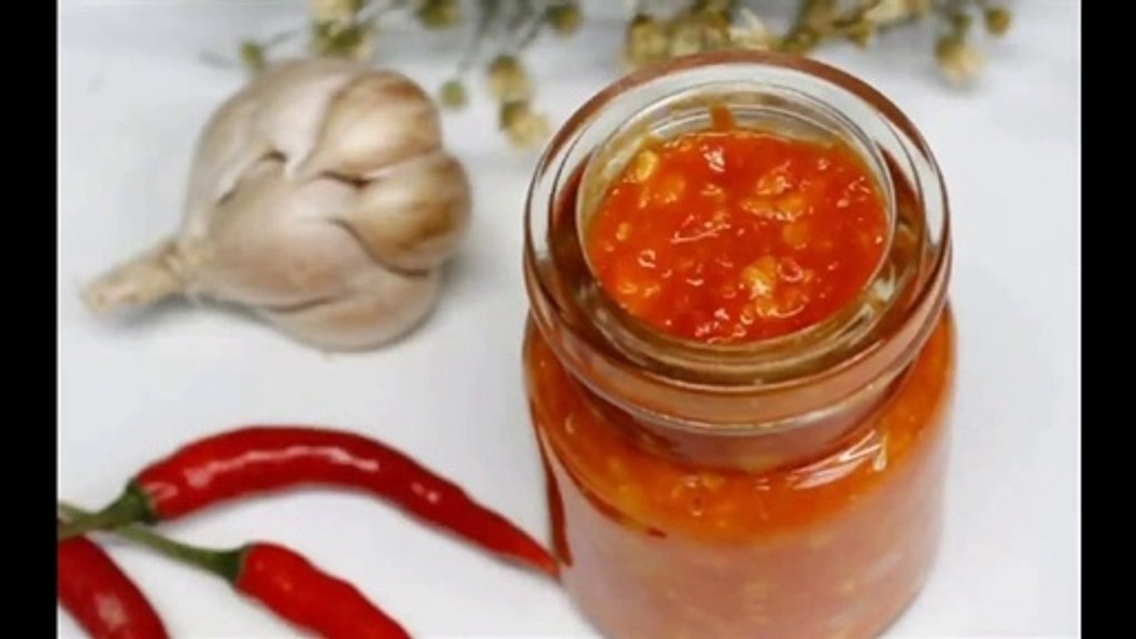 Garlic chilli sauce/garlic tomato ketchup recipe/لہسن مرچ ٹماٹر کیچپ"