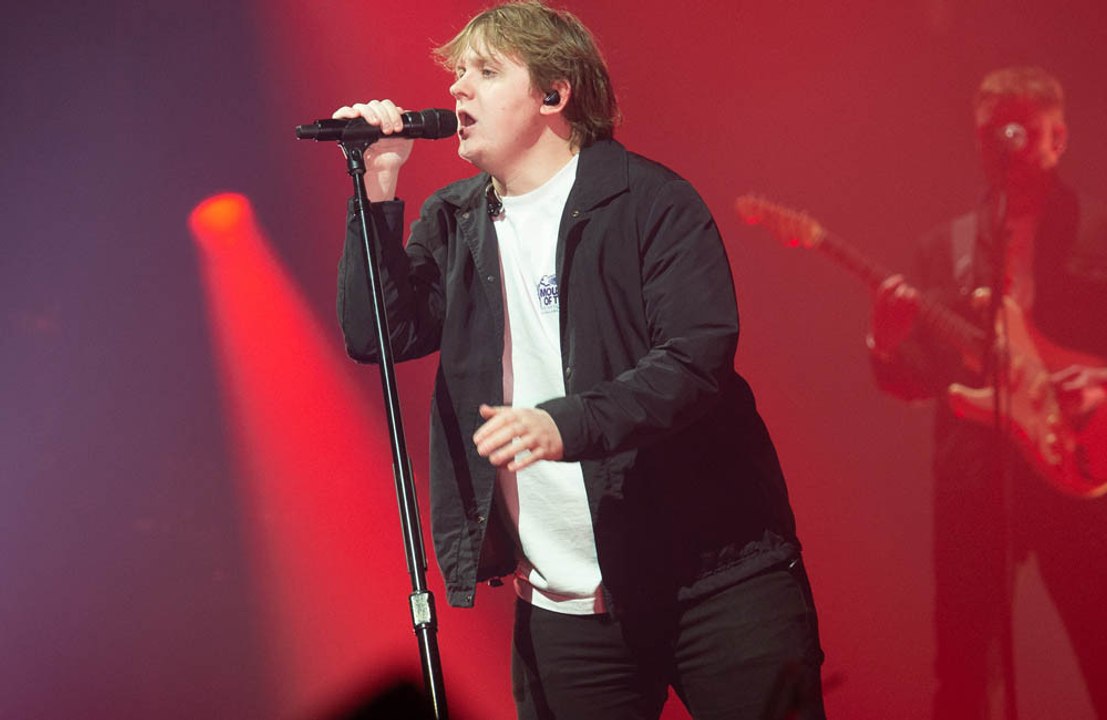 Lewis capaldi zog für die aufnahmen seines zweiten albums nach london