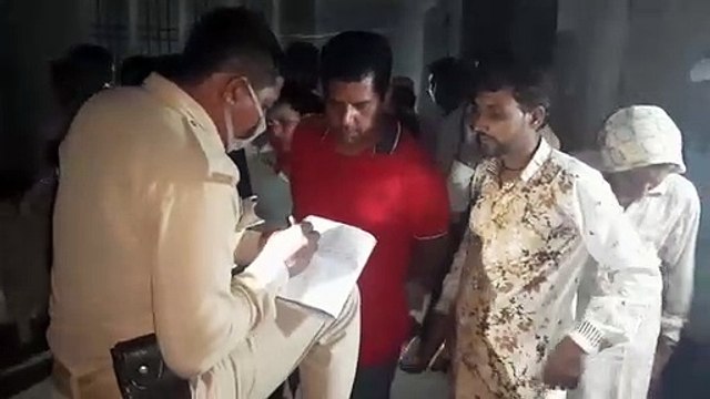 कांधला: बंद मकान से हजारों रुपए की नकदी सहित हजारों रुपए का सामान चोरी