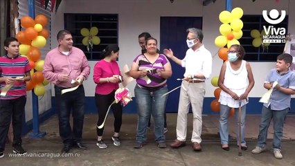 Alcaldía apoya a familias afectadas por vientos en Monseñor Lezcano