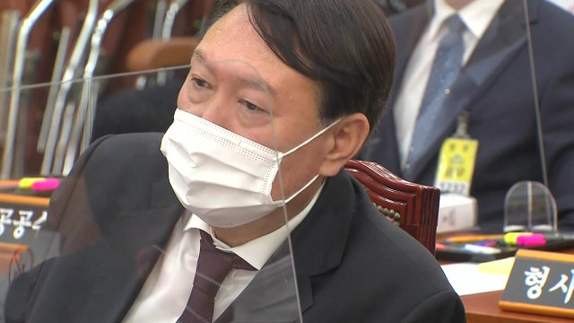 윤석열 문 대통령, 여당 사퇴 압박에도 임기 지켜달라 말해 / YTN
