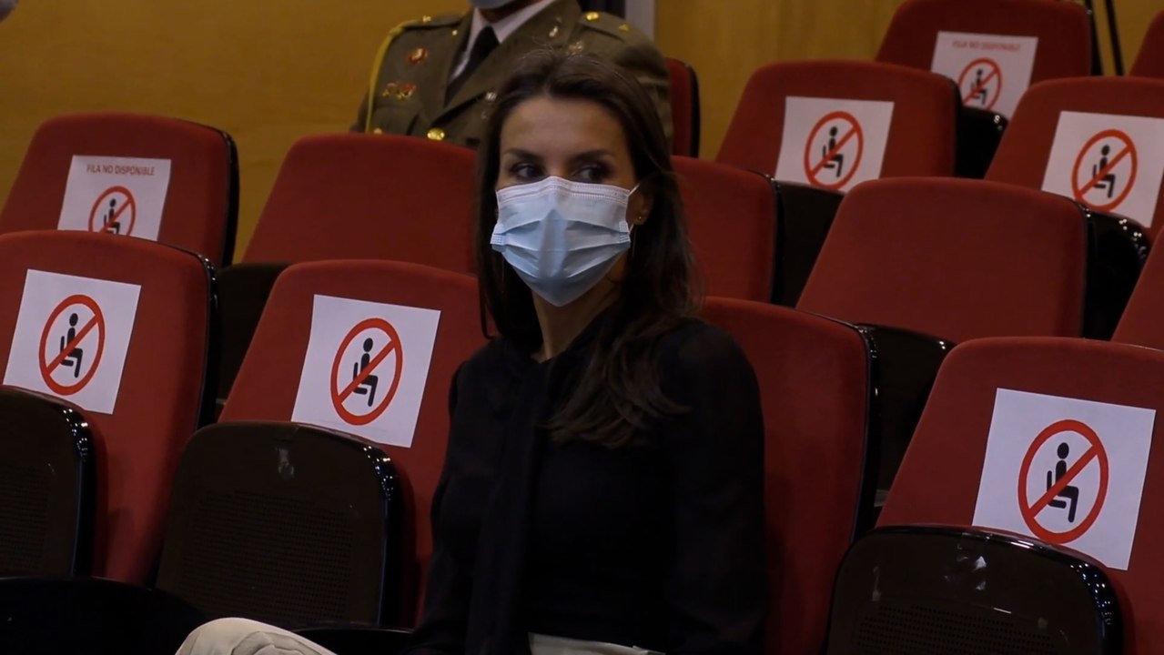 La Reina Letizia, gana sin arriesgar en los Premios Nacionales de la Moda