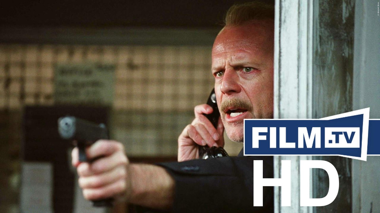 16 Blocks Trailer (2006)