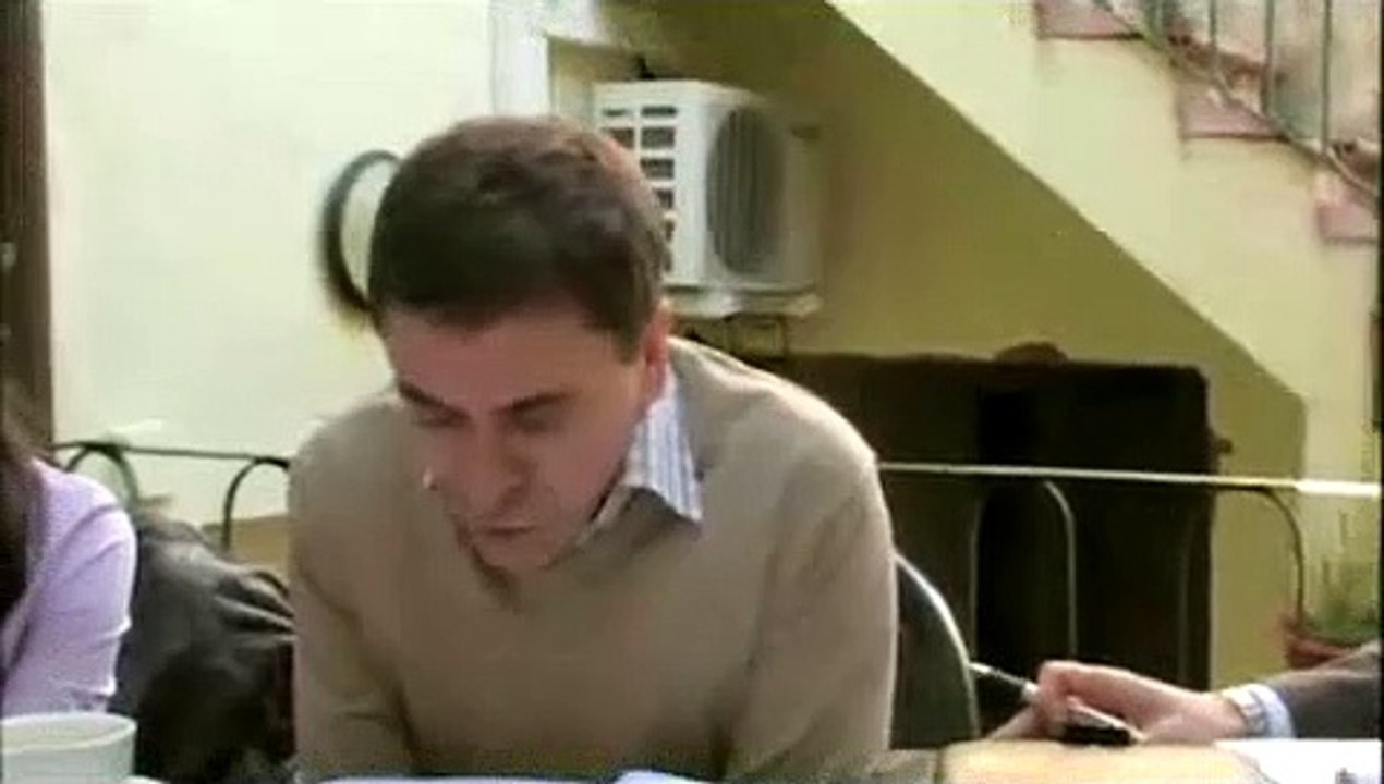 Bye Bye Berlusconi Trailer (2006)