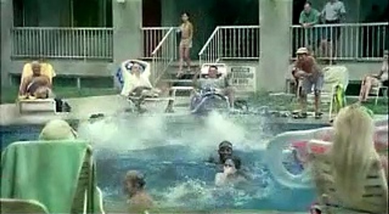 Das Mädchen Aus Dem Wasser Film Trailer (2006)