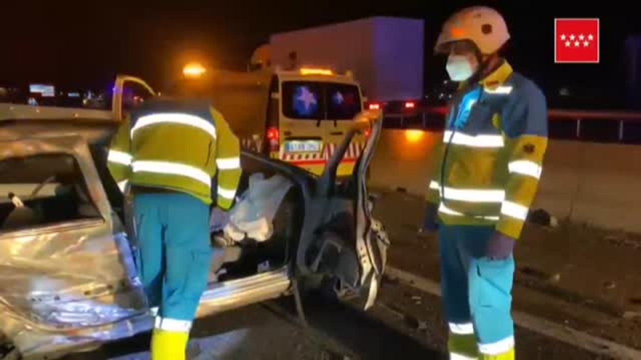 Un muerto y tres heridos en un aparatoso accidente en Navalcarnero (Madrid)
