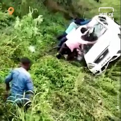Family Rescued By Locals After Car Accident In Dharwad
