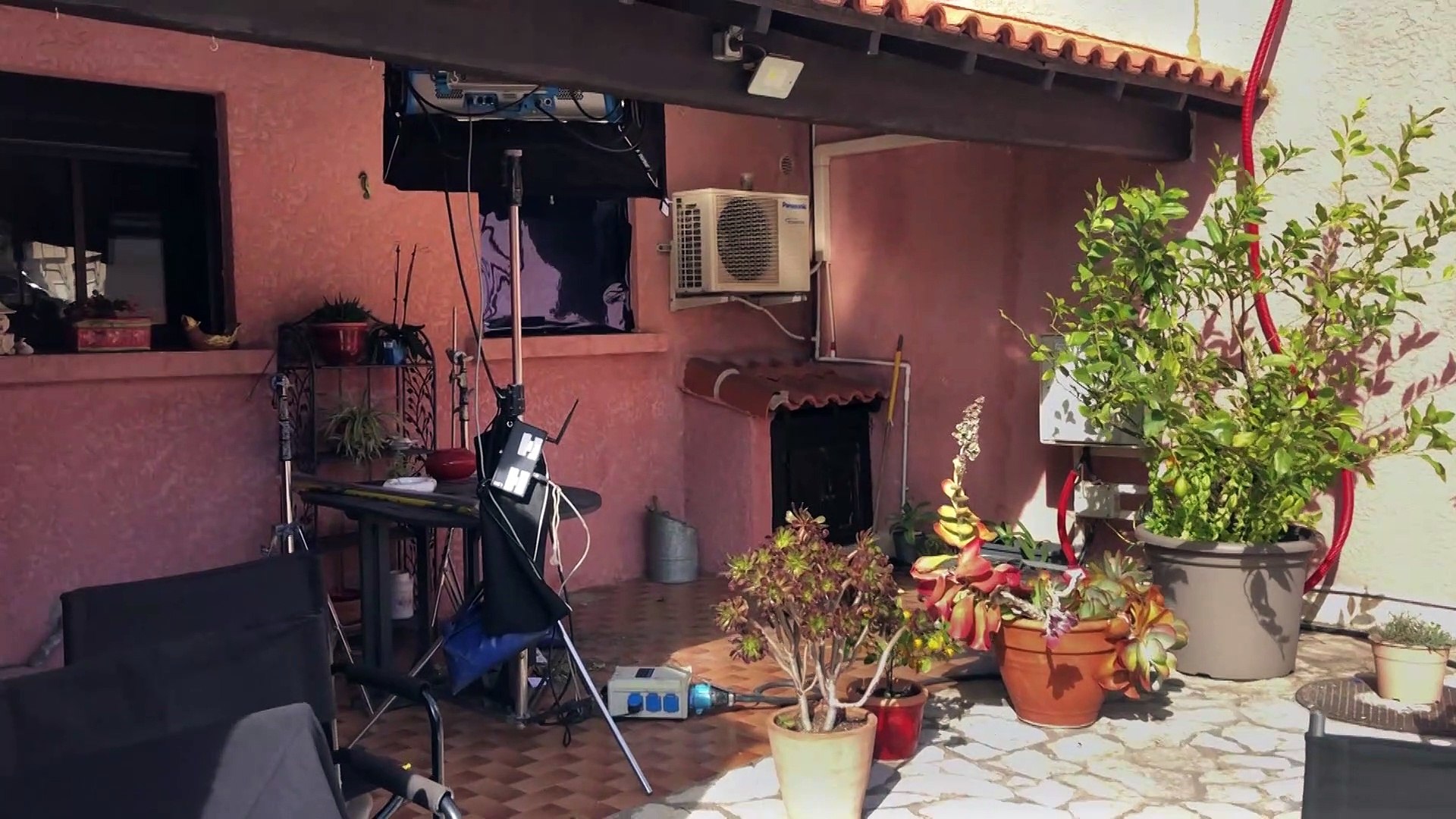 La Serie Une Si Longue Nuit Se Poursuit A Port De Bouc Retrouvez Les Images Video Dailymotion