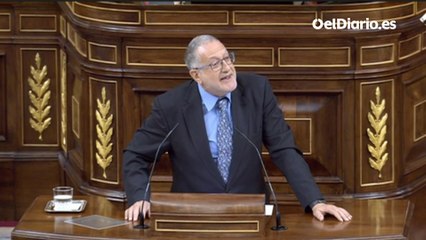 Vox, al PSOE: "Ustedes en la época de Franco se tomaron vacaciones, 40 años"