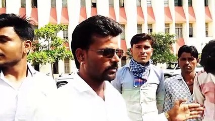 सुनेरा निवासी ग्रामीण पहुंचे जिला कलक्ट्रेट पीएम आवास के लिए सौंपा ज्ञापन