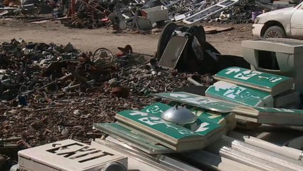 استعدادا لانسحابها.. القواعد الأميركية بأفغانستان تبيع معداتها غير العسكرية