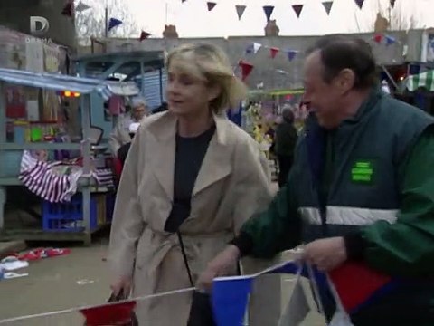 EastEnders - Episode 1129 - 09051995