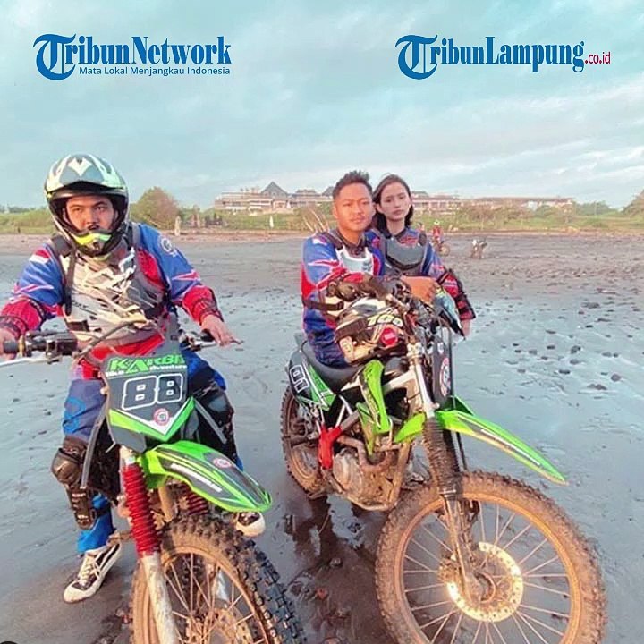 Azriel Hermansyah Ajak Kekasihnya, Sarah Menzel Naik Motocross, Sempat Terjatuh di Jalur Terjal