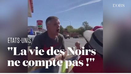 Download Video: Ce supporter de Trump tousse sur des manifestants 