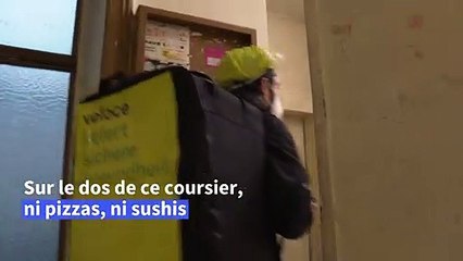 A Vienne, des coursiers à vélo livrent des tests Covid