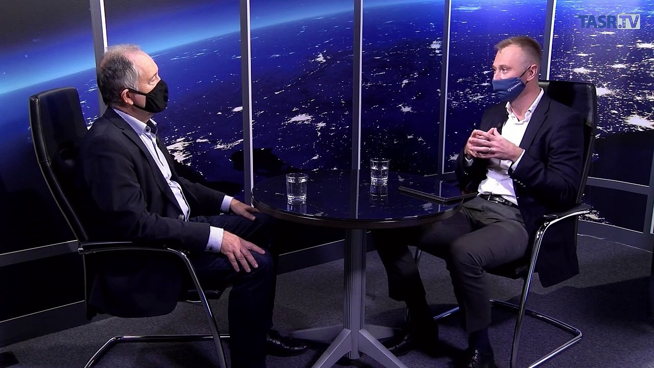 VASS: Nestačí preklínať tmu, musíme zasvietiť svetielko nádeje