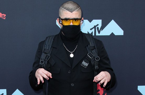 Bad Bunny hace un alegato contra la violencia machista en los premios Billboard